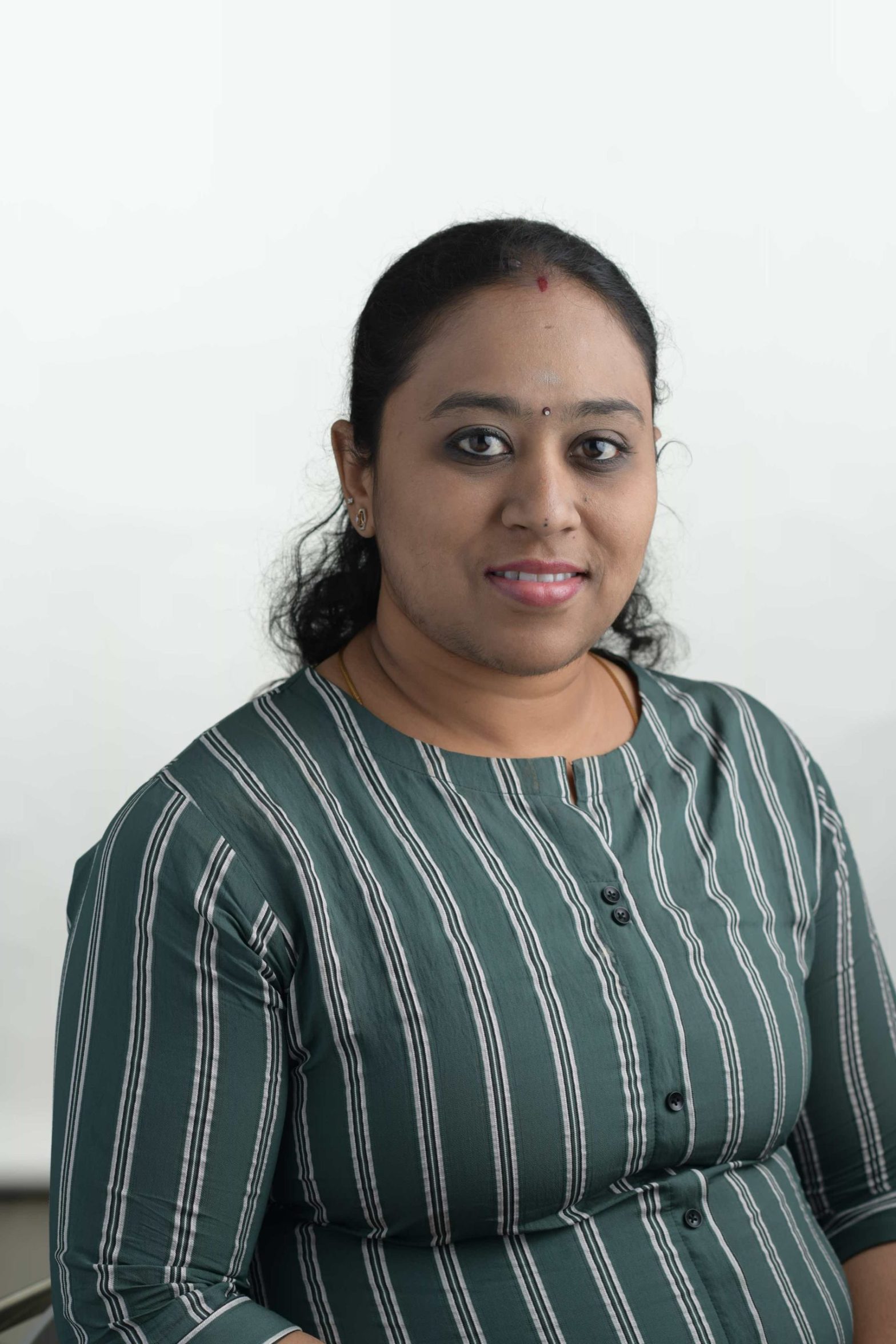 Dr S V  Pradeepa