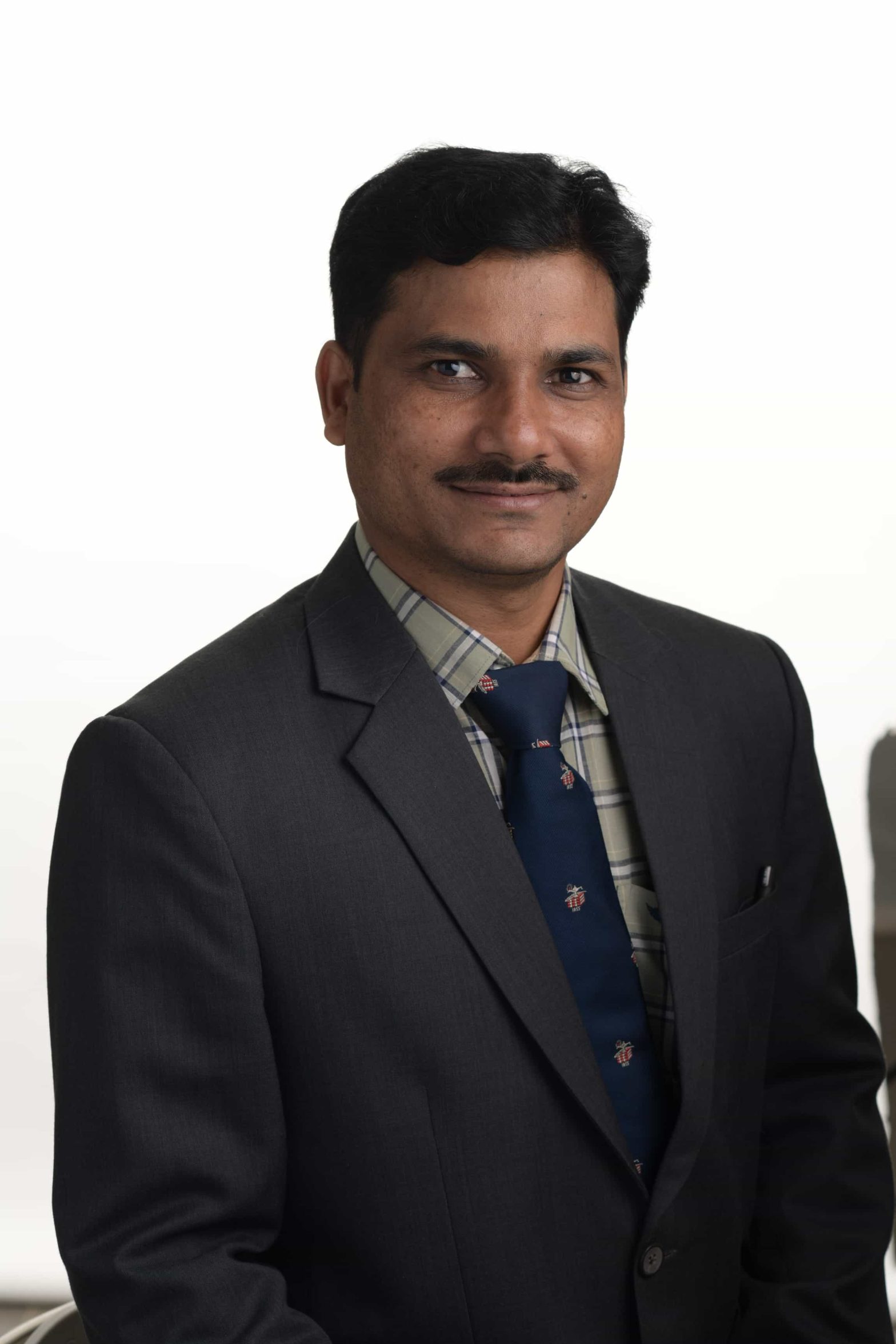 Dr Nagesh Sawant