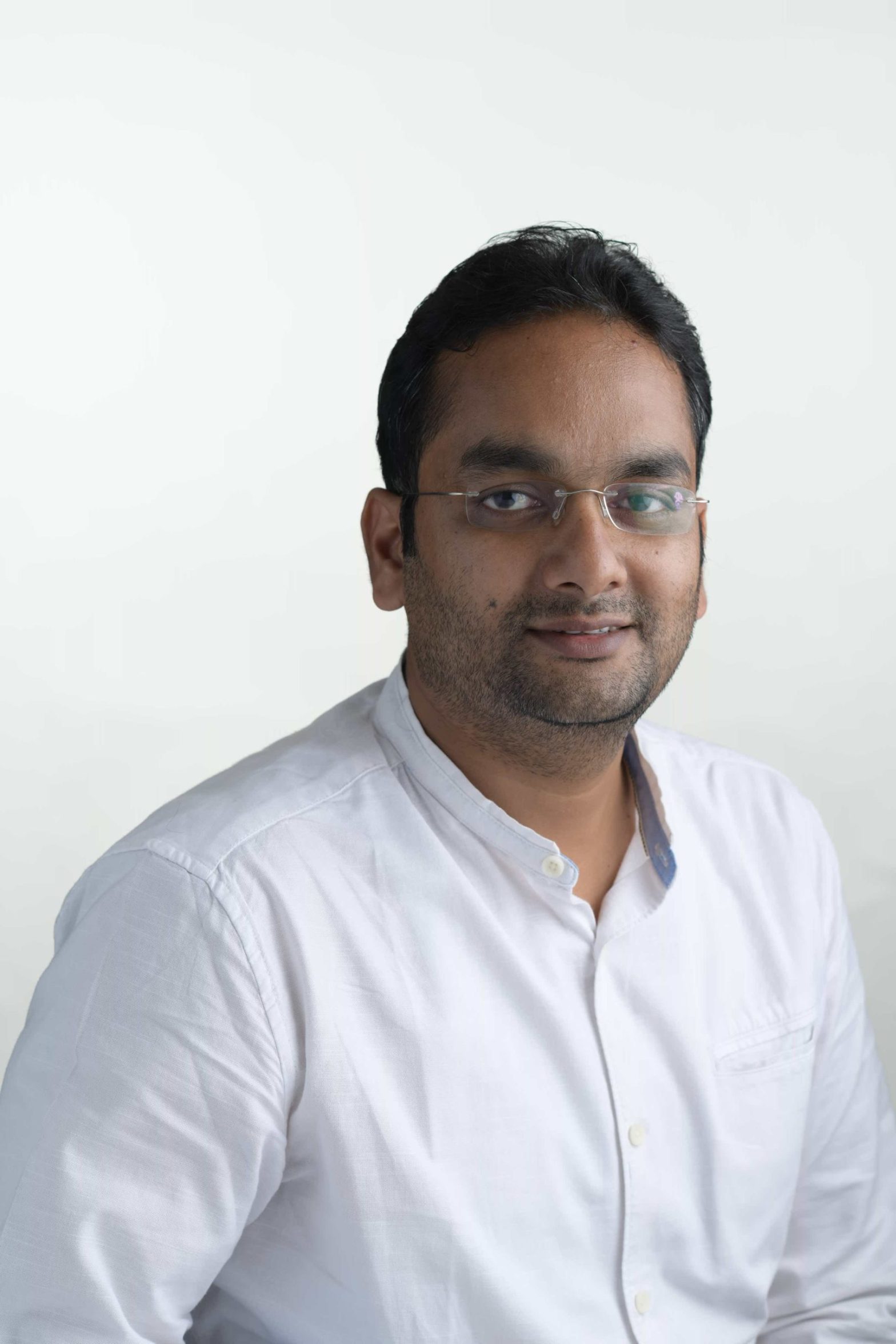 Dr Vivek Gupta